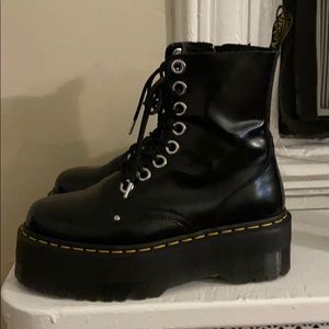 Jadon Max Chunky Doc Martens size 10 (black)